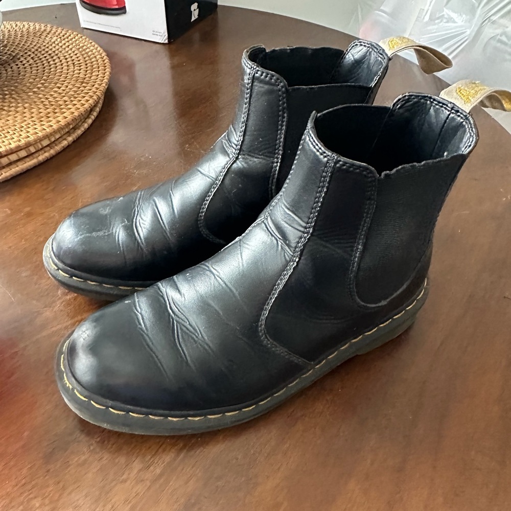 Doc Martens Felix Vegan Chelsea Boot